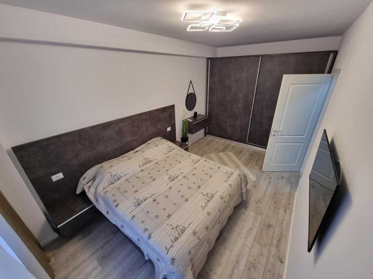 Apartament Mihai Cassas Residence Крайова Экстерьер фото